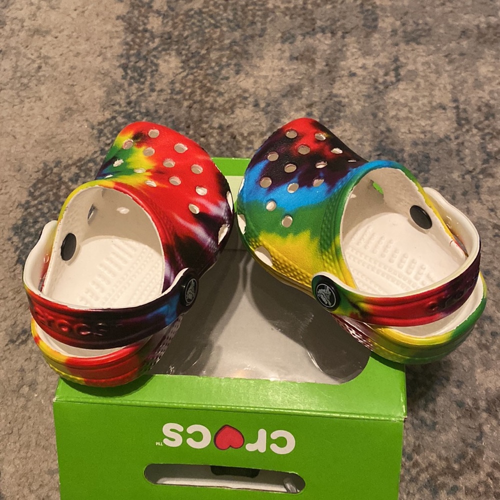 Crocs - Picture 5 of 5